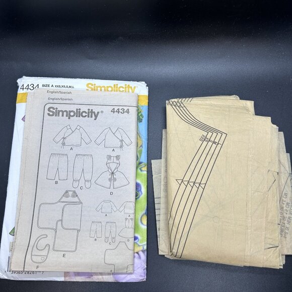 Simplicity 4434 “Top, Pants, Capelet, Bib & Blanket Wrap” (XXS-L) Sewing Pattern - Picture 5 of 5